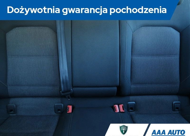 Volkswagen Passat cena 55000 przebieg: 172160, rok produkcji 2015 z Radomyśl Wielki małe 436